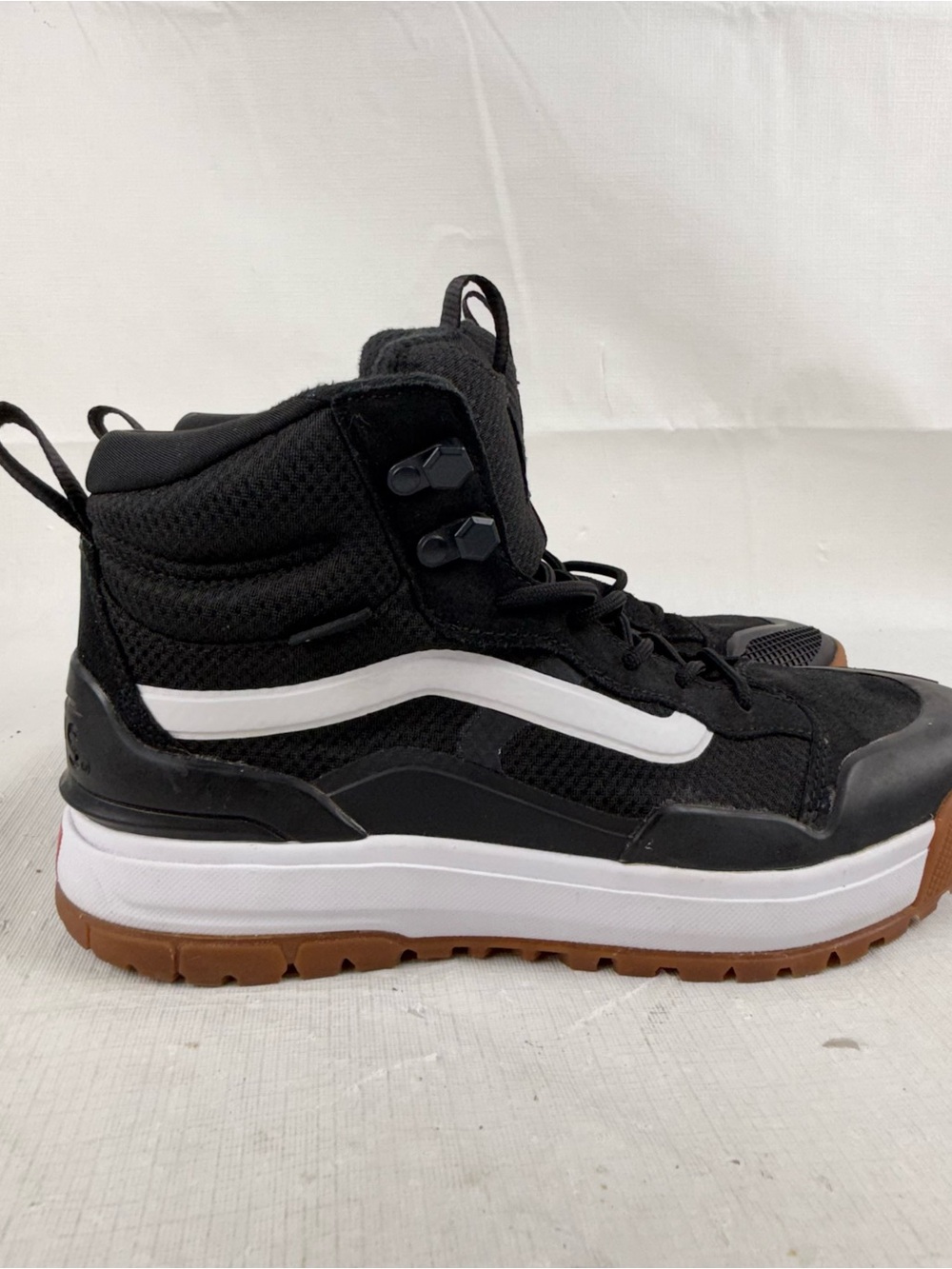 Vans Unisex UltraRange Exo Hi MTE Gore-Tex Black Casual Shoes Sneakers M 8 W 9.5